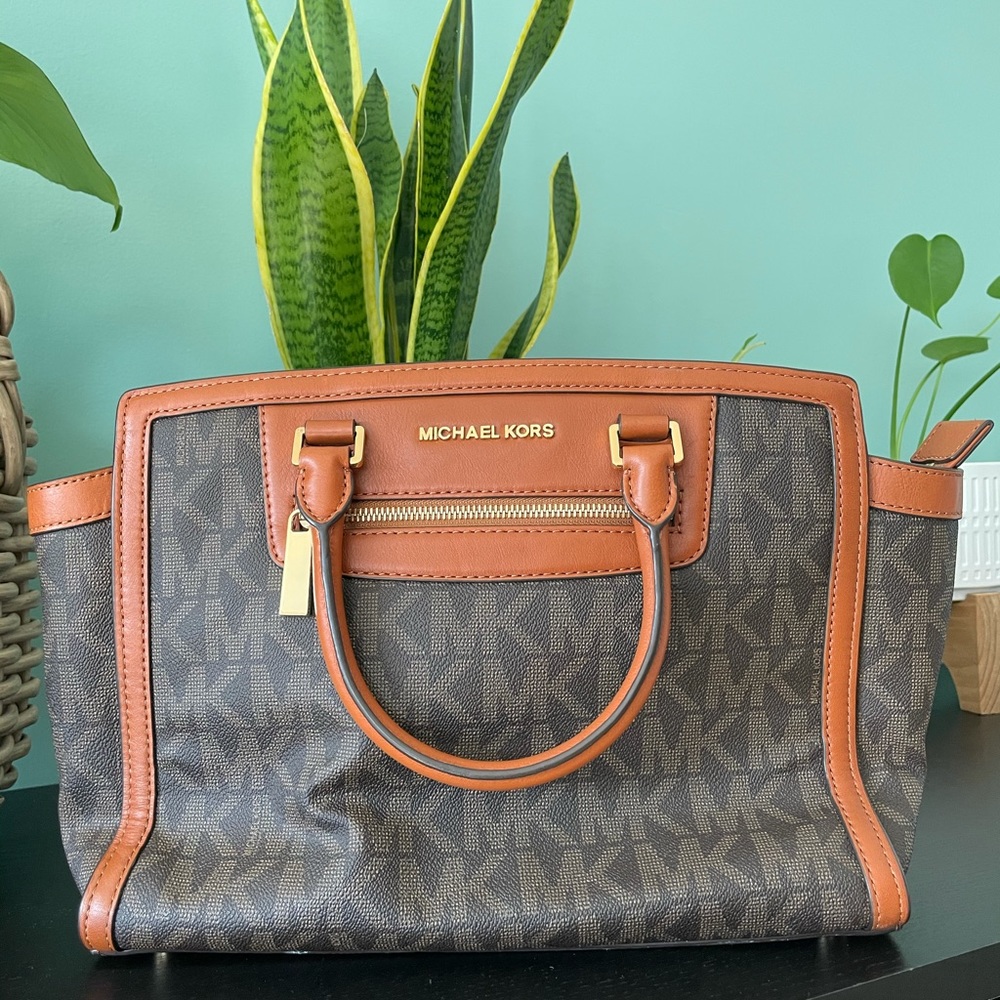 Michael kors bag